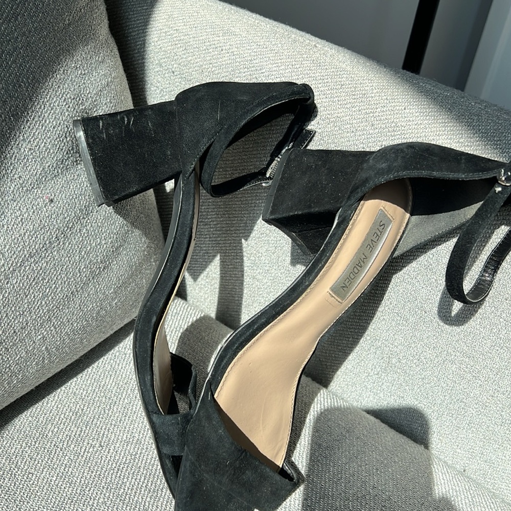 Black Suede Steven Madden Block Heel - image 4